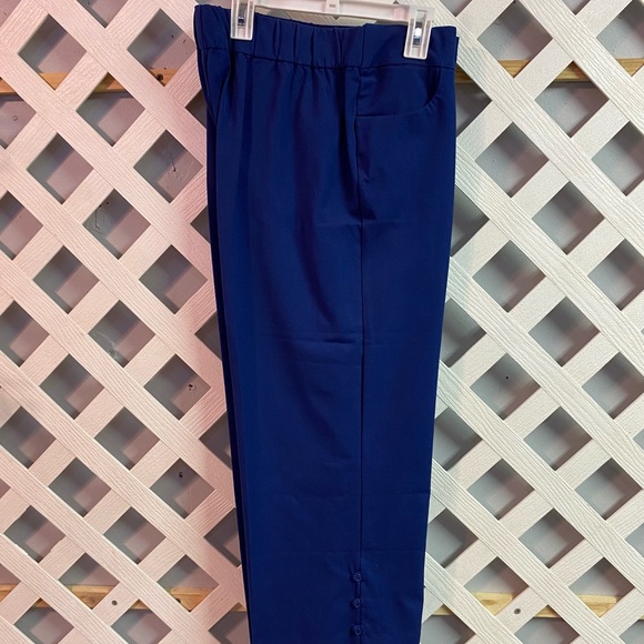 Isaac Mizrahi Live! Petite 24/7 Stretch Wide Leg Crop Pant Royal Navy 12P - Picture 6 of 8